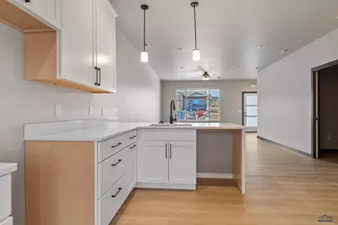 2208 Quartzite Dr, Sturgis, SD 57785 photo 9