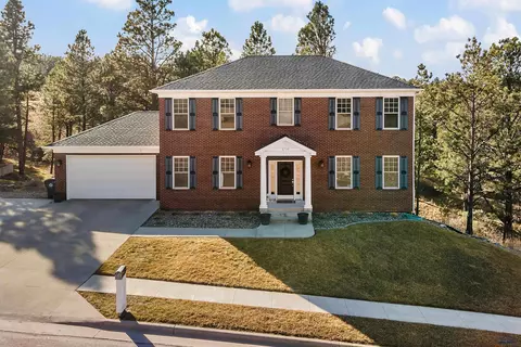 6739 Prestwick Rd, Rapid City, SD 57702