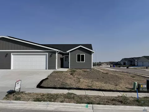 4424 Smoke Trl, Rapid City, SD 57701