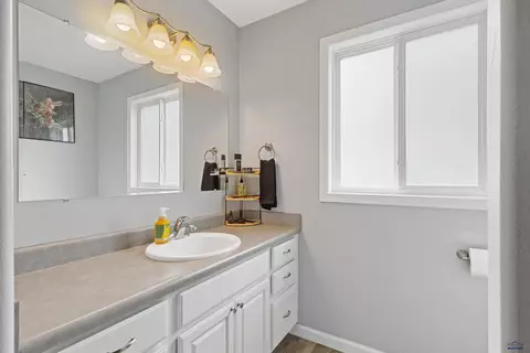 7065 Townsend, Summerset, SD 57718 photo 12
