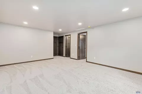 8072 Foley Dr, Summerset, SD 57769 photo 17