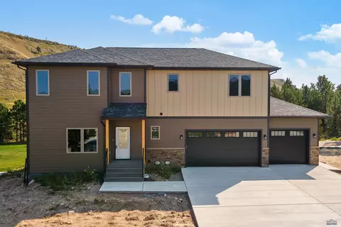 8072 Foley Dr, Summerset, SD 57769