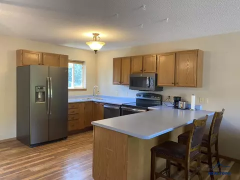 1007 S 35th St, Spearfish, SD 57783 photo 4