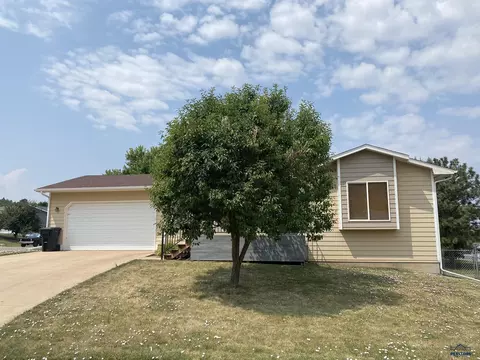 1007 S 35th St, Spearfish, SD 57783 photo 1