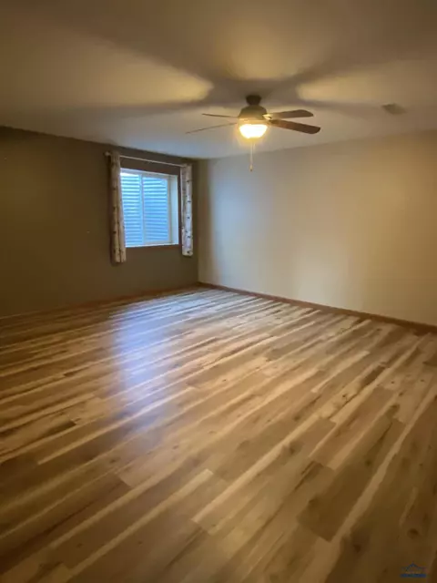 1007 S 35th St, Spearfish, SD 57783 photo 18