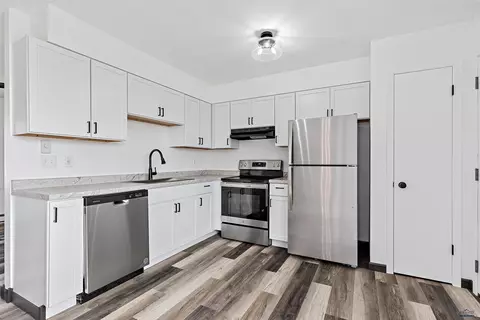 607 Bluebird Dr, Box Elder, SD 57719 photo 10