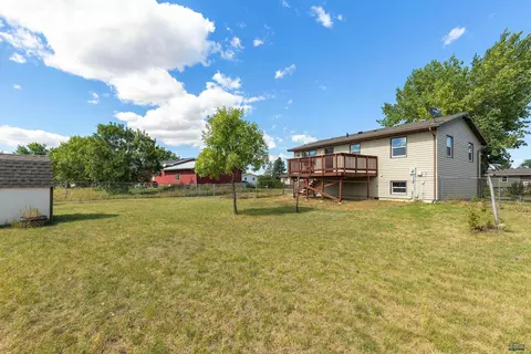 607 Bluebird Dr, Box Elder, SD 57719 photo 35