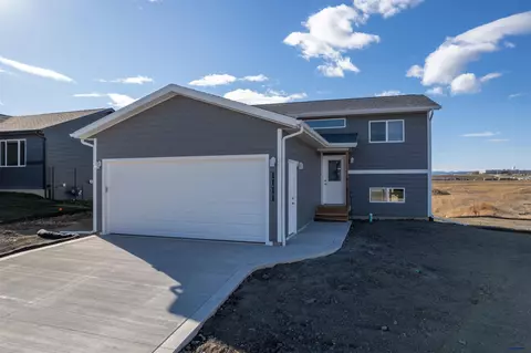 590 Denali Dr, Box Elder, SD 57719