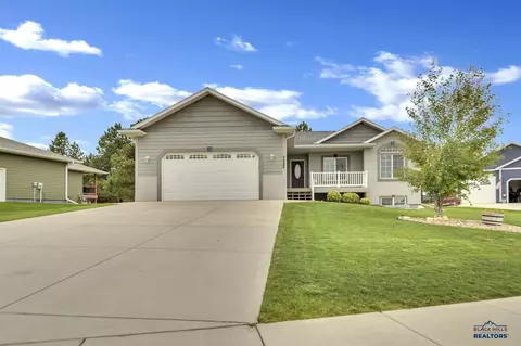 7385 Castlewood Dr, Summerset, SD 57718
