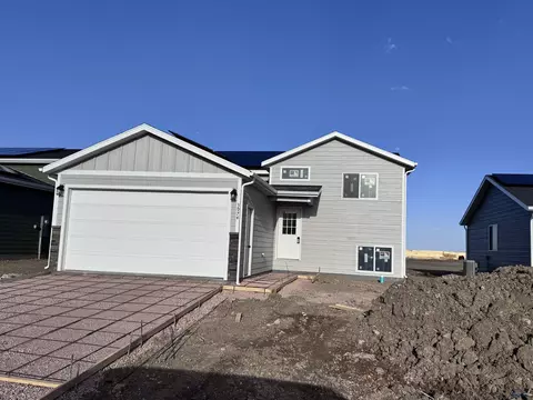 3974 Haralson Ln, Rapid City, SD 57703