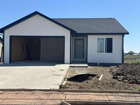 434 Alpha Ave, Box Elder, SD 57719