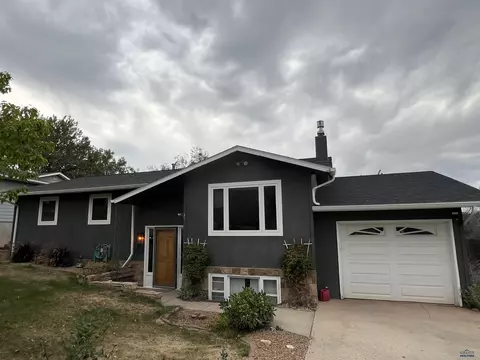 4128 Hall, Rapid City, SD 57702