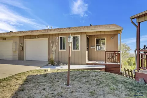 1120 Parkwood Rd, Rapid City, SD 57701