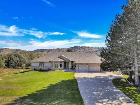 3106 Hogan Ct, Rapid City, SD 57702