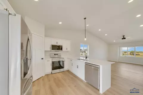 328 Northern Lights Blvd E, Box Elder, SD 57719 photo 5