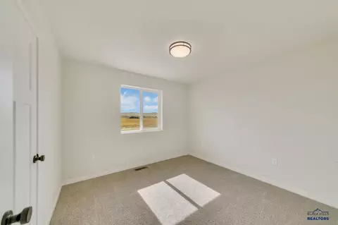 328 Northern Lights Blvd E, Box Elder, SD 57719 photo 10