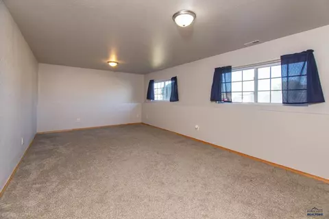 231 Freude Ln, Box Elder, SD 57719 photo 10