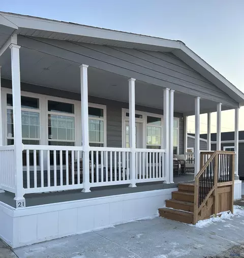 1717 E 21 E Philadelphia #HOME 21, Rapid City, SD 57703
