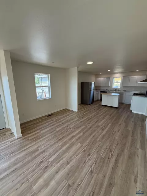 103 Doolittle, Rapid City, SD 57701 photo 4