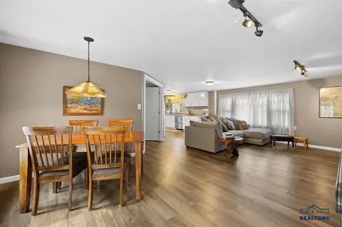Dining - 708 Wright St, Custer, SD 57730 photo 1 of 1