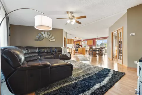309 Kelly Ave, Wall, SD 57790 photo 4