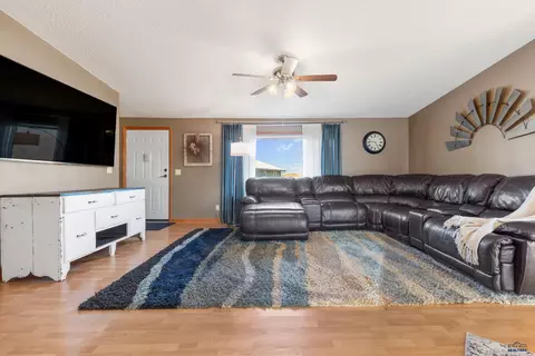 309 Kelly Ave, Wall, SD 57790 photo 7