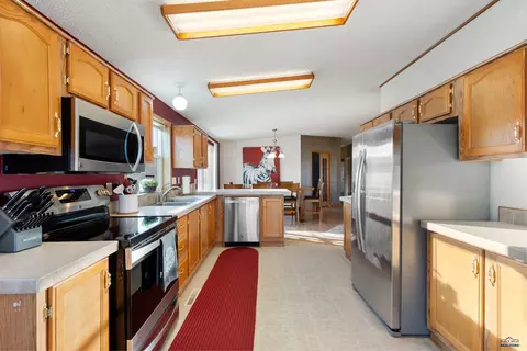 309 Kelly Ave, Wall, SD 57790 photo 10