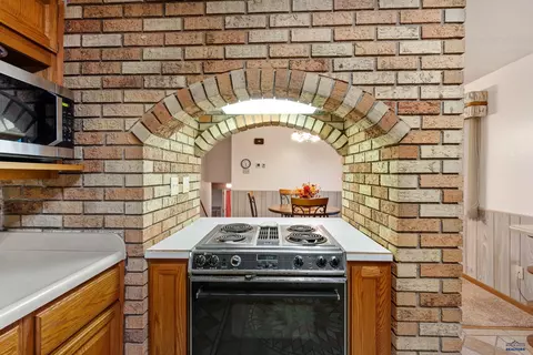 212 W 4th Ave, Wall, SD 57790 photo 14