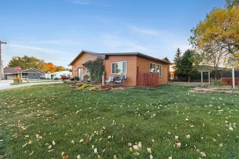 212 W 4th Ave, Wall, SD 57790 photo 32