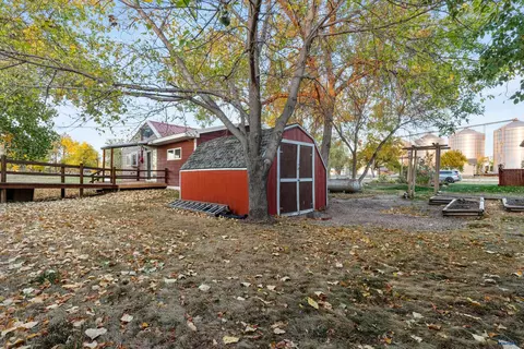 212 W 4th Ave, Wall, SD 57790 photo 34