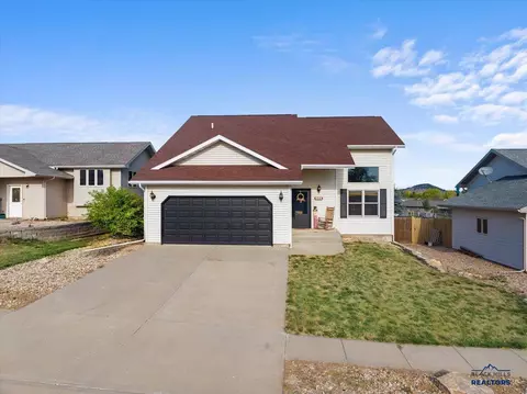665 Yukon Way, Whitewood, SD 57793