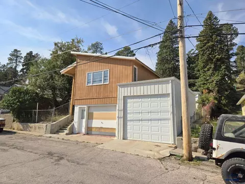 415 Spark St, Lead, SD 57754 photo 3