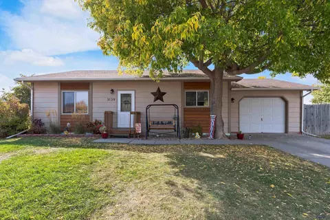 3139 Teewinot Dr, Rapid City, SD 57701