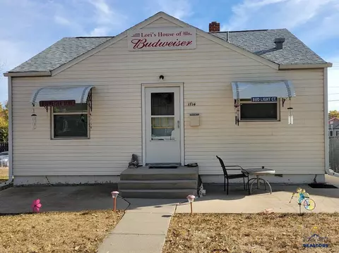 1714 5th St, Rapid City, SD 57701