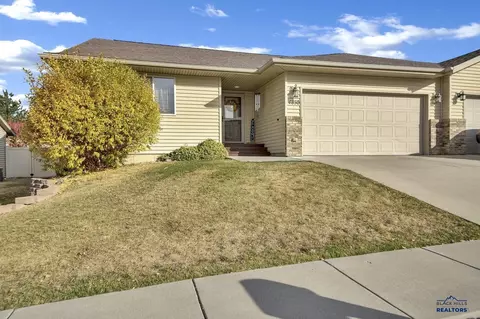 4830 Patricia St, Rapid City, SD 57703