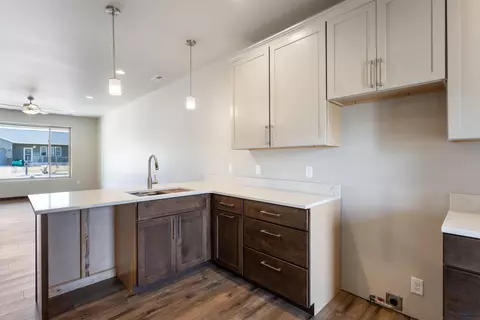 2206 Quartzite Dr, Sturgis, SD 57785 photo 4