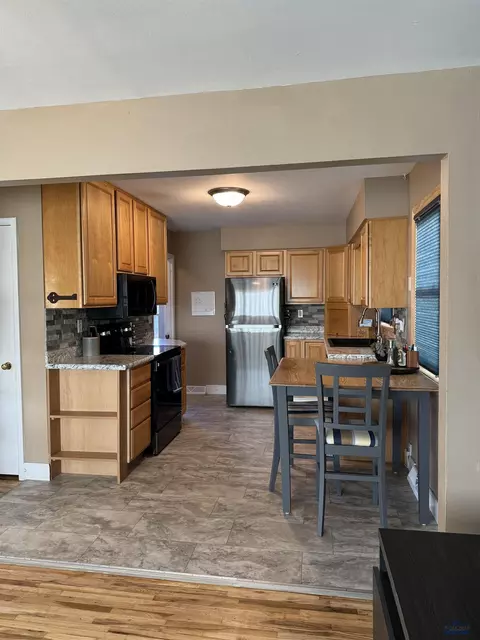 2027 10th Ave, Belle Fourche, SD 57717 photo 5