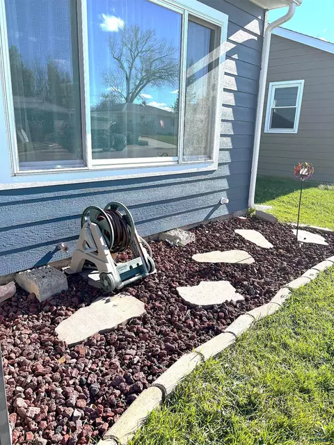 2027 10th Ave, Belle Fourche, SD 57717 photo 21