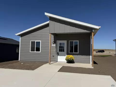 5642 Bridge Dr, Rapid City, SD 57703