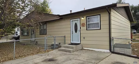 1110 Blaine Ave, Rapid City, SD 57701