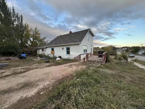 703 Willsie Ave, Rapid City, SD 57701