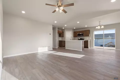 424 Henry Potter Rd, Box Elder, SD 57719 photo 2