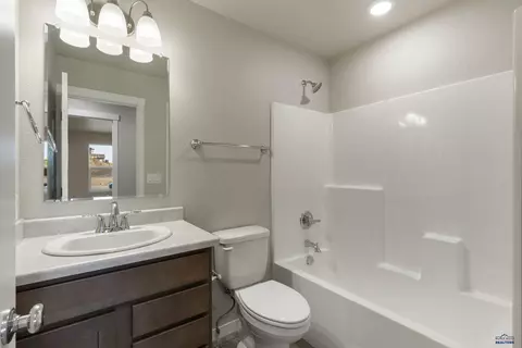 424 Henry Potter Rd, Box Elder, SD 57719 photo 15