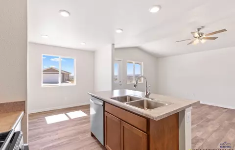 428 Henry Potter Rd, Rapid City, SD 57703 photo 4