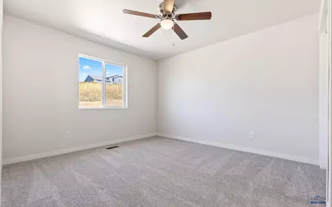 428 Henry Potter Rd, Rapid City, SD 57703 photo 8