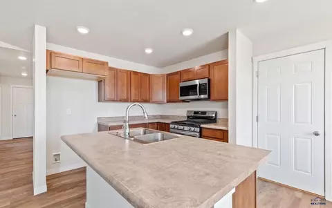 428 Henry Potter Rd, Rapid City, SD 57703 photo 3