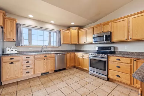 492 Freude Ln, Box Elder, SD 57719 photo 11