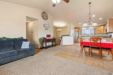 492 Freude Ln, Box Elder, SD 57719 photo 8