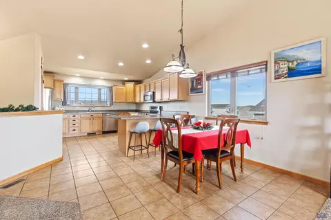 492 Freude Ln, Box Elder, SD 57719 photo 9