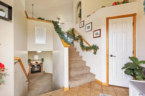492 Freude Ln, Box Elder, SD 57719 photo 4